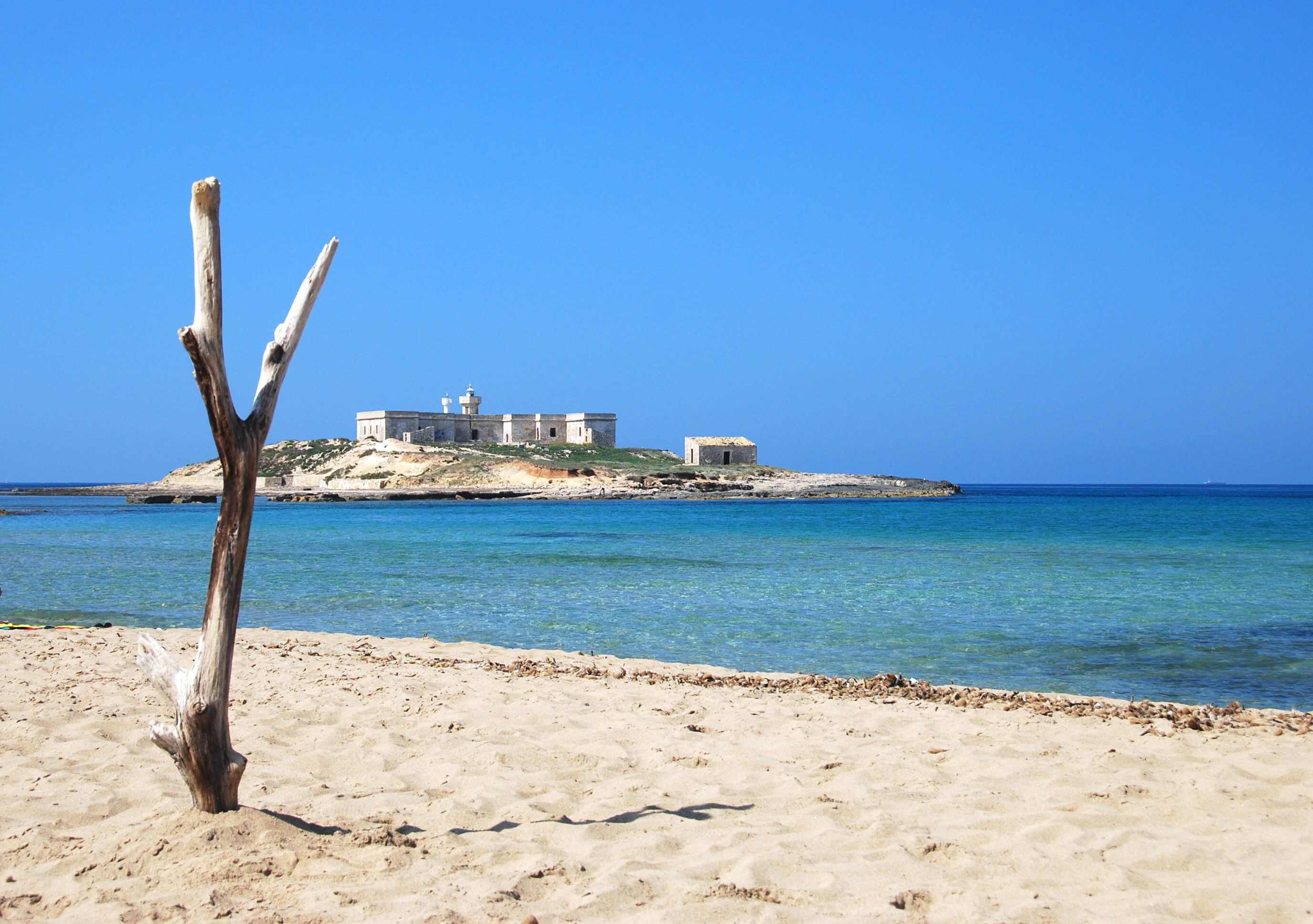 Isola delle Correnti, breiter Sandstrand an der Südspitze Siziliens