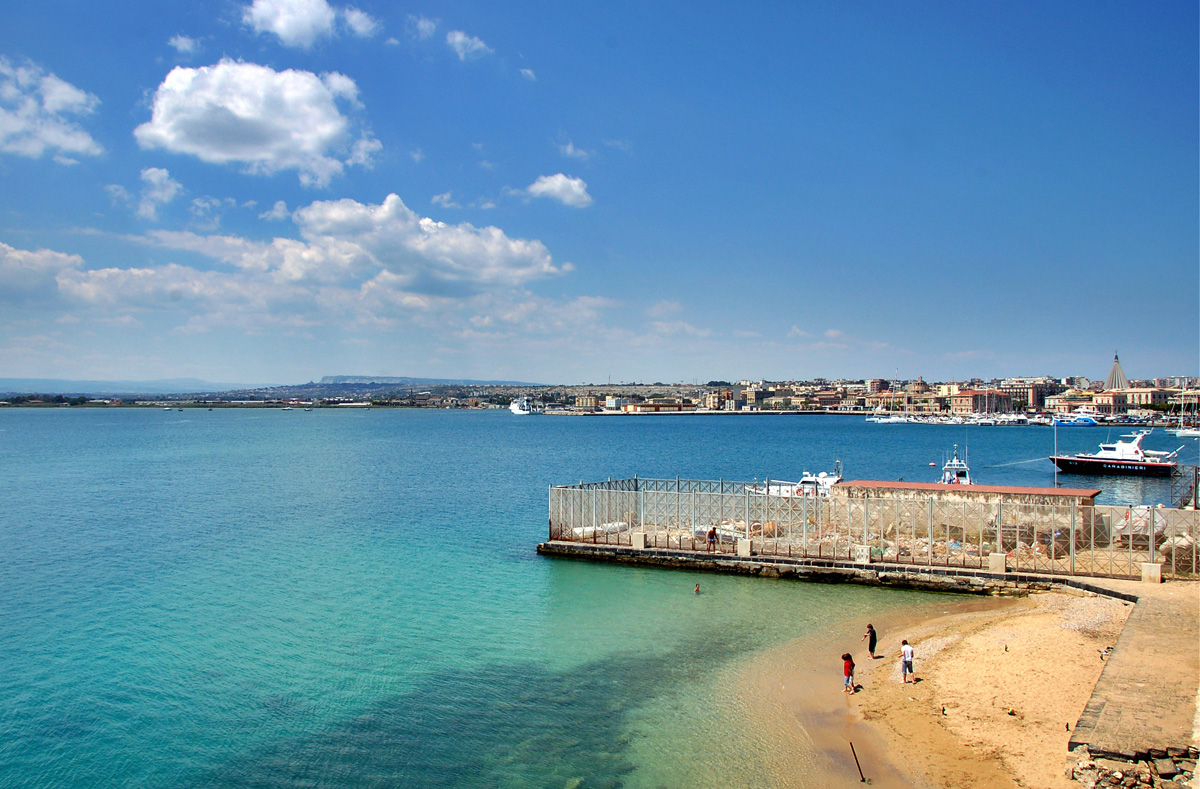 Fonte Aretusa in Ortigia, die Süßwasserquelle nahe dem Meer